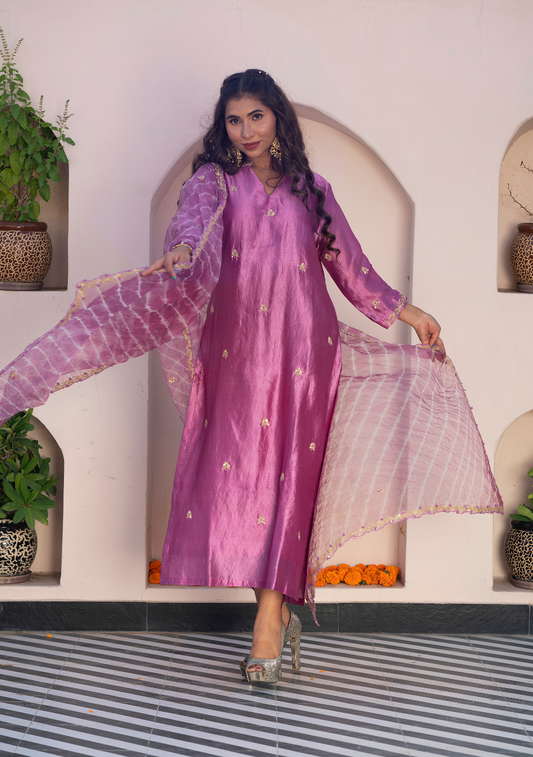 Anisha – Handcrafted Kora Silk Kurta Set with Leheriya Dupatta