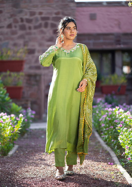 Zainab Collection – Green A-Line Kurta Set with Banhnai Dupatta
