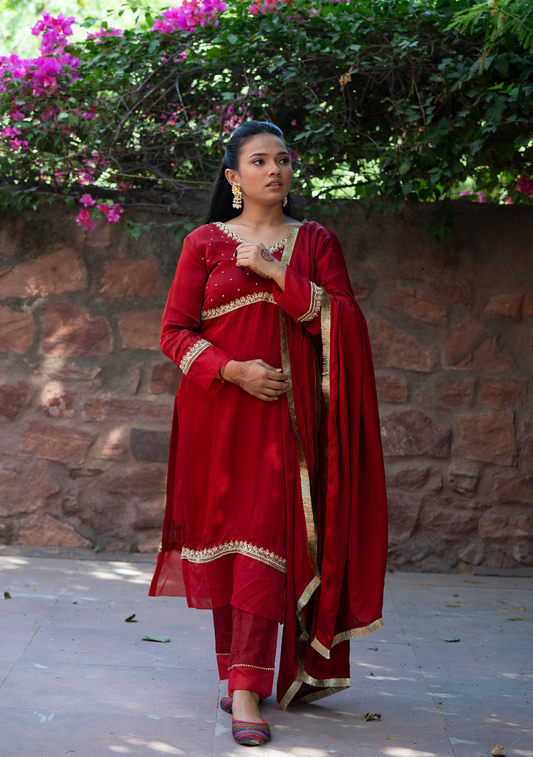 AIZA – Maroon Red Russian Silk Kurta Set