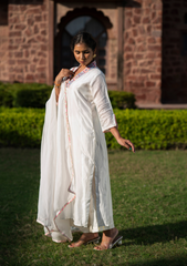 Farhana – Chanderi Kurta Set with Hand Embroidery