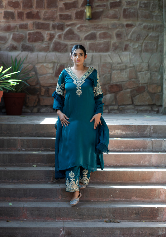 AAFIYA – Assam Silk Kurta Set with Zardozi & Mirror Handwork