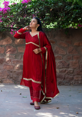 AIZA – Maroon Red Russian Silk Kurta Set
